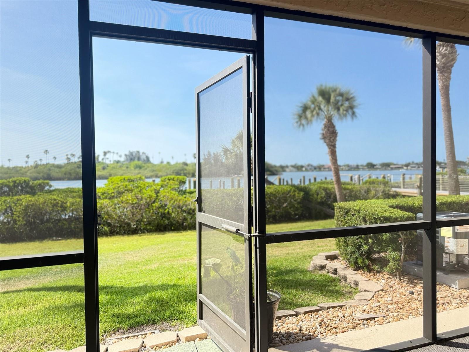 460 Bouchelle Dr #104 Property Photo 13