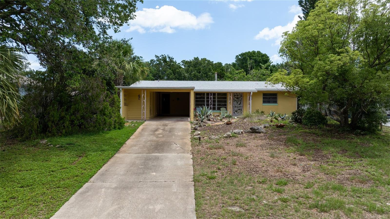 2107 SAXON DR Property Photo 1