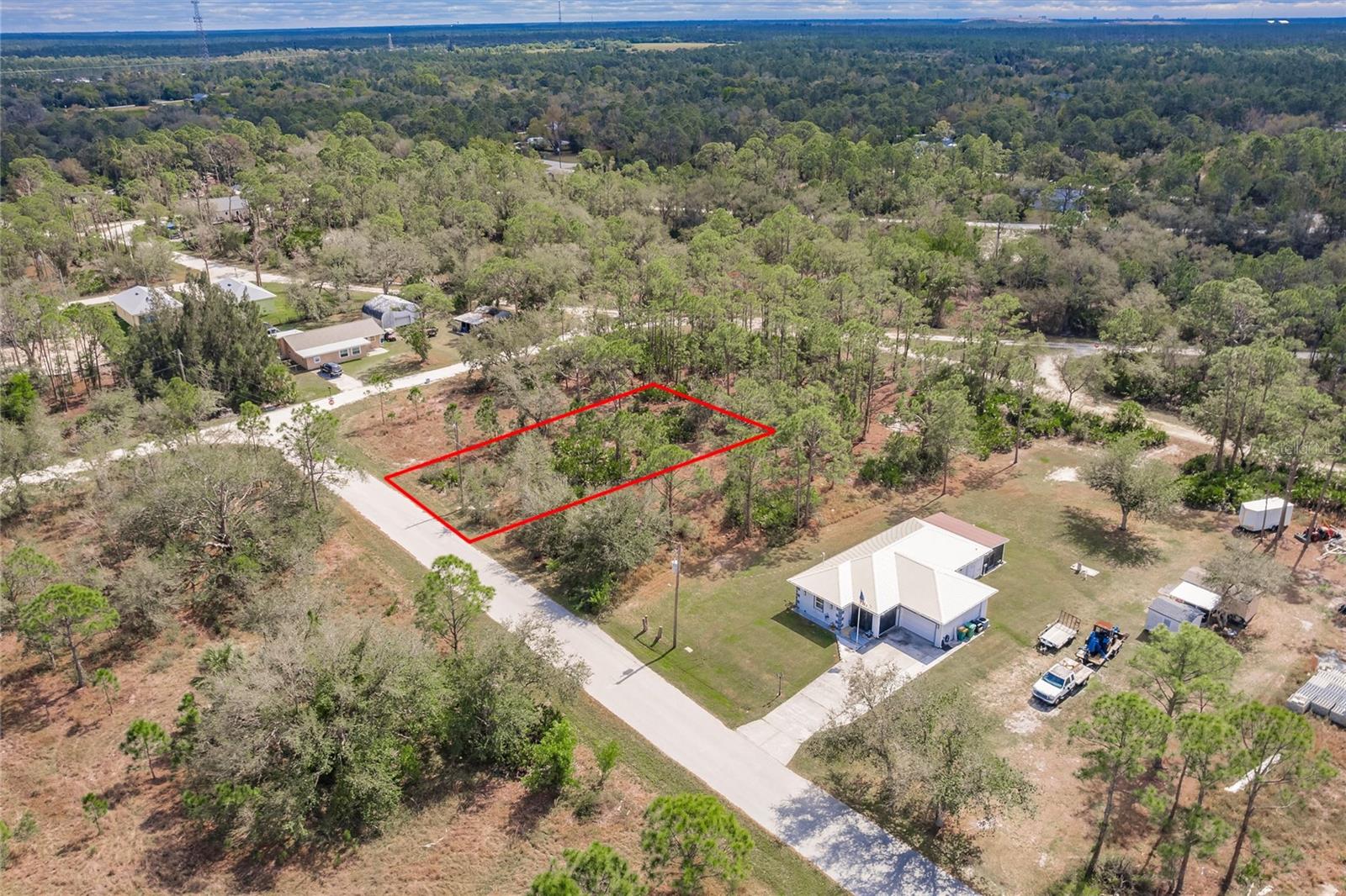 28059 BANDIT DR Property Photo 1
