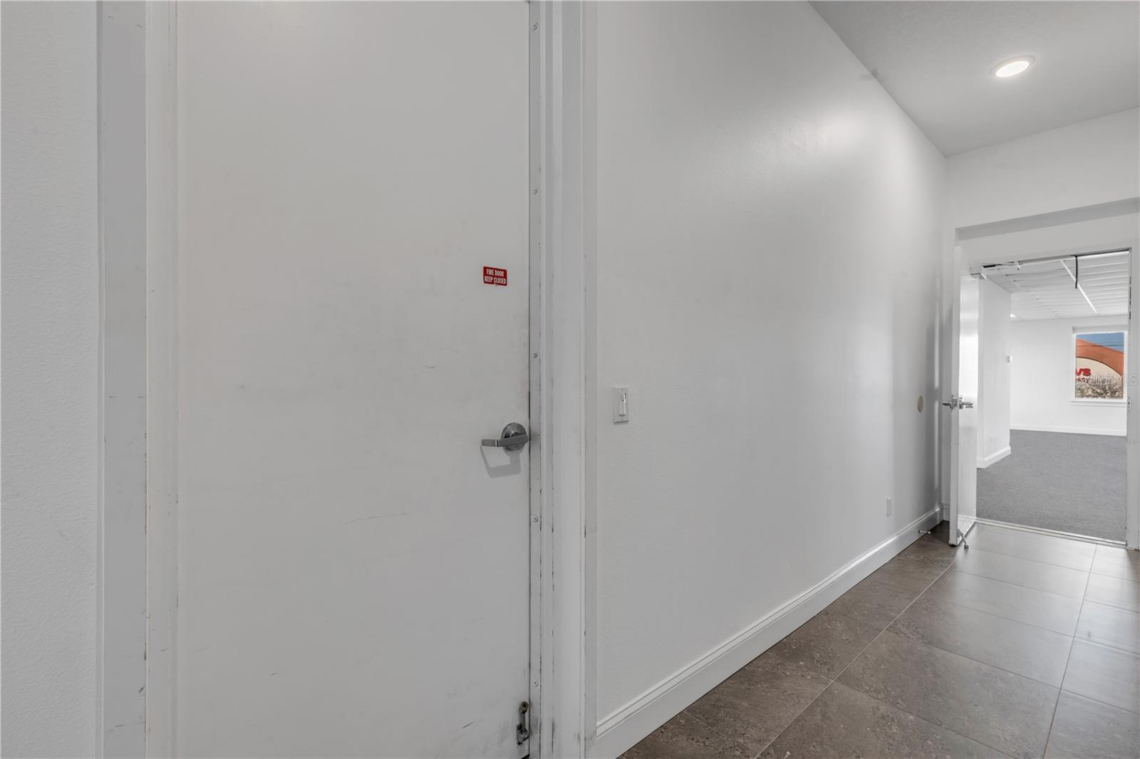 701 E 3rd Ave #4 Property Photo 6