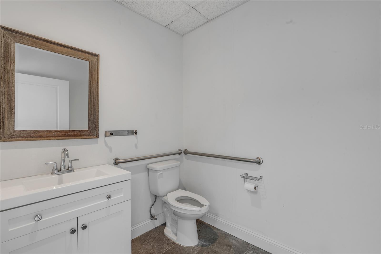 701 E 3rd Ave #4 Property Photo 10