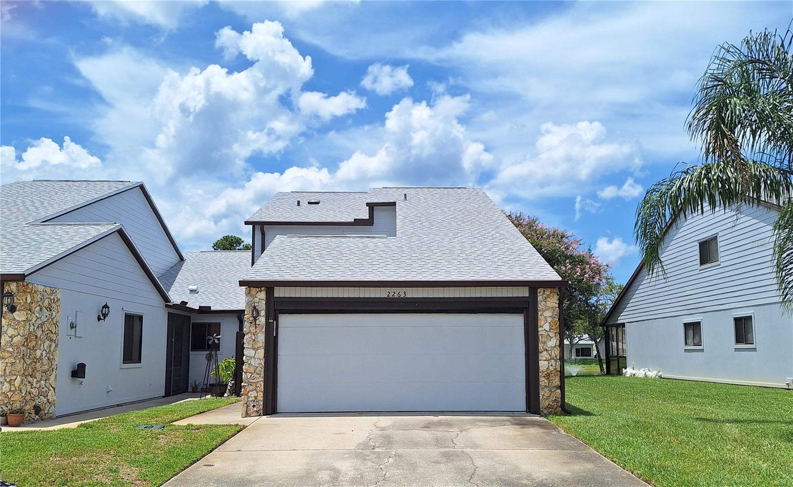 2263 Deerwood Dr Property Photo 1