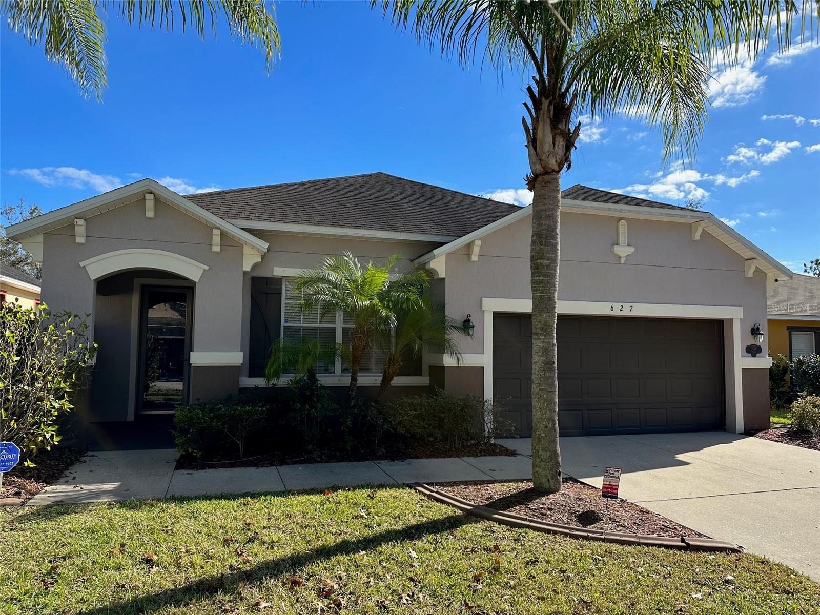 627 Aeolian Dr Property Photo 1
