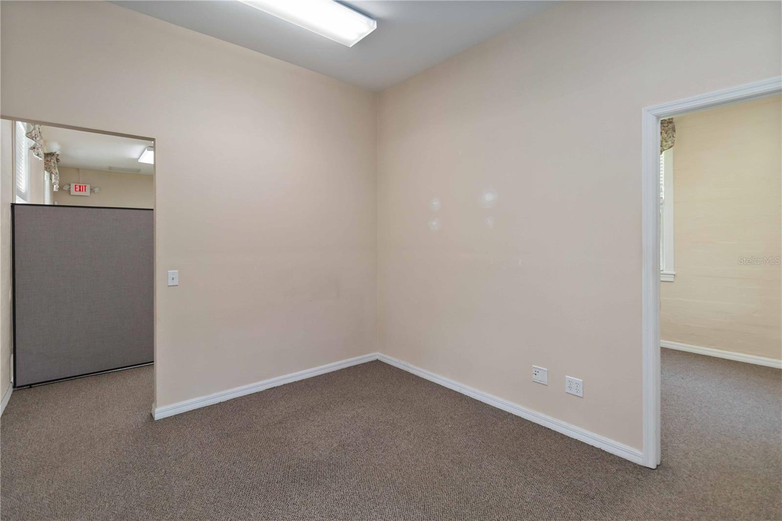 801 Magnolia St Property Photo 10