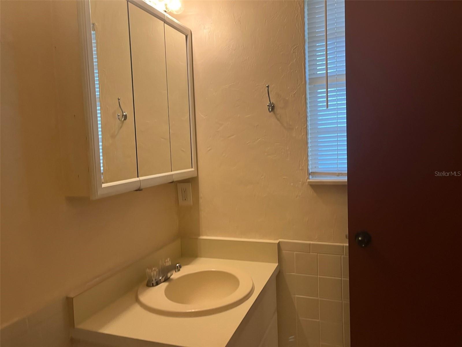 175 Conrad St Property Photo 10