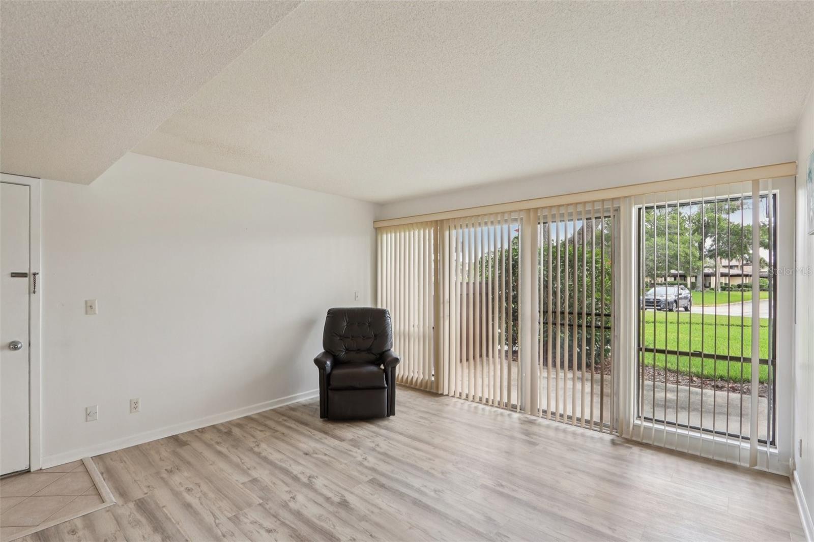 46 Club House Dr #108 Property Photo 15