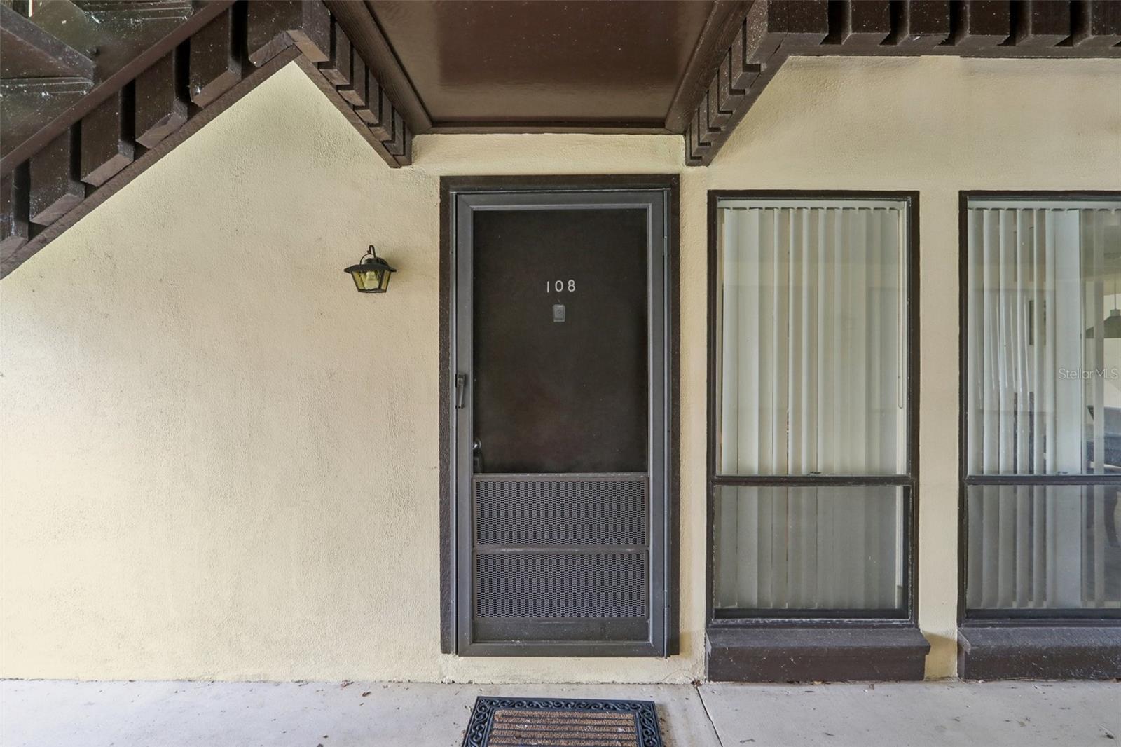 46 Club House Dr #108 Property Photo 17