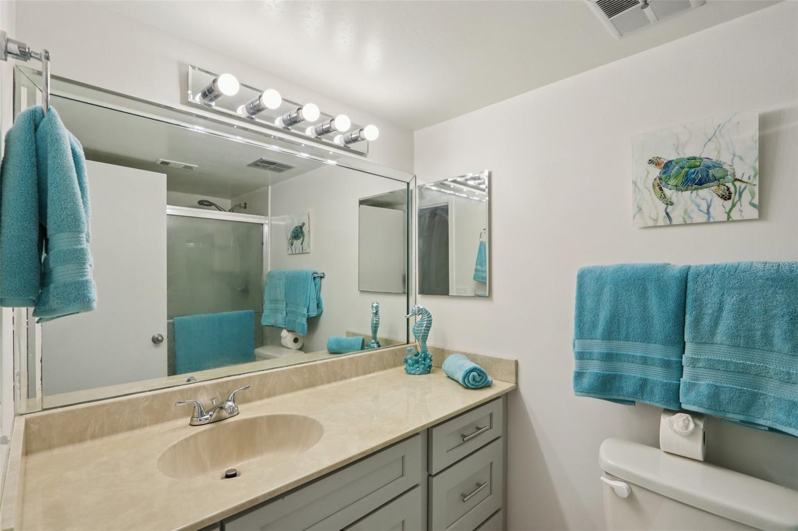 46 Club House Dr #108 Property Photo 21