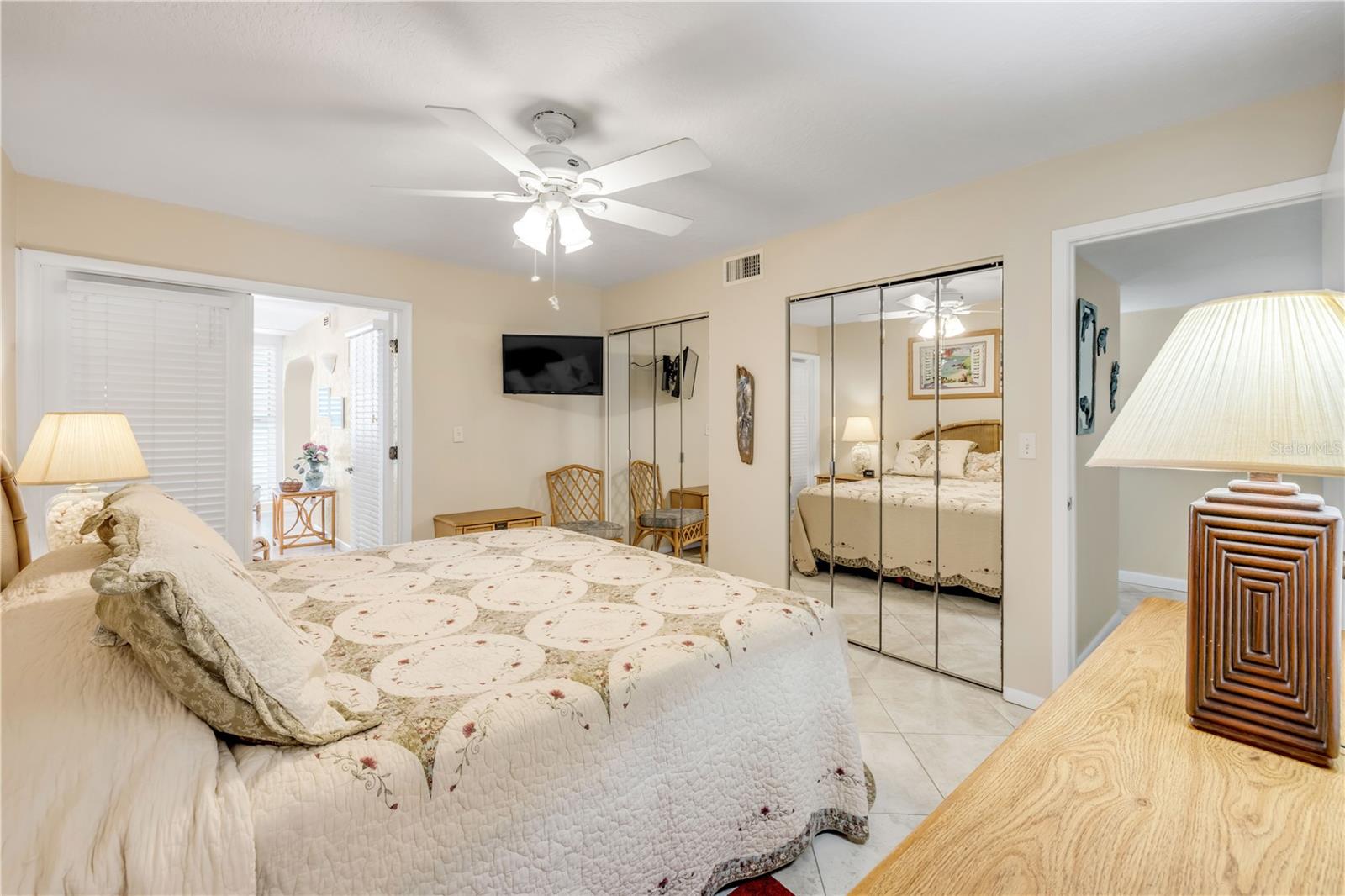 5203 S Atlantic Ave #313b Property Photo 11