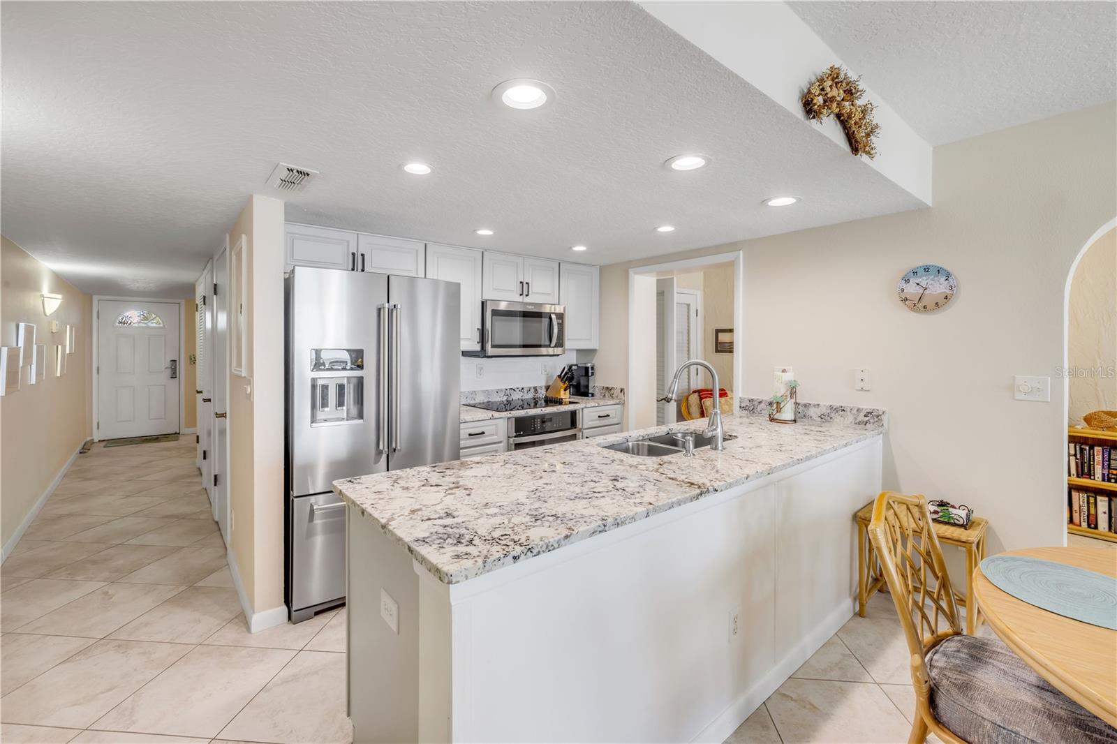 5203 S Atlantic Ave #313b Property Photo 16