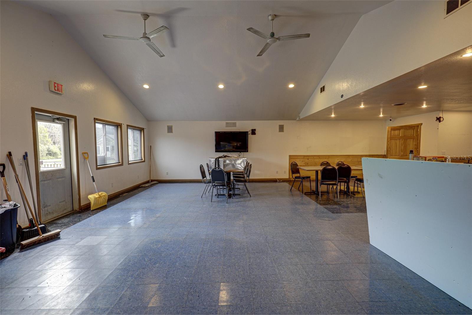 255 Fair Ave Property Photo 35