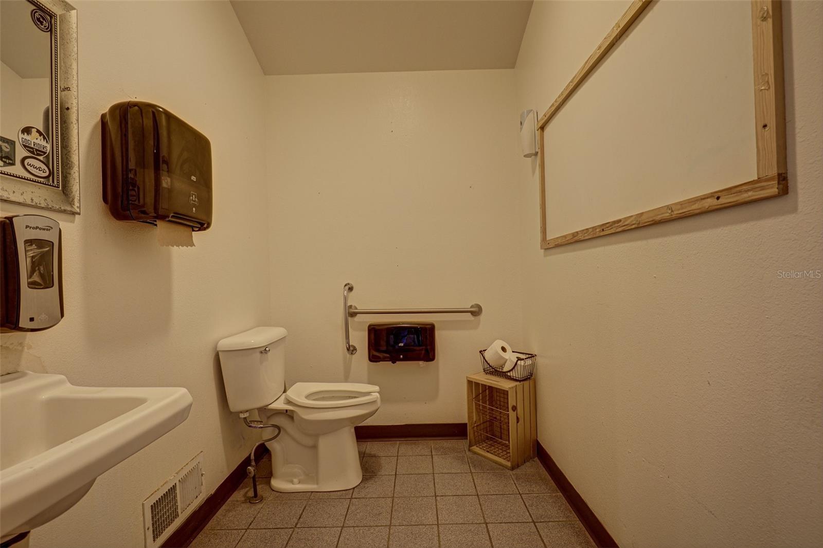 255 Fair Ave Property Photo 38
