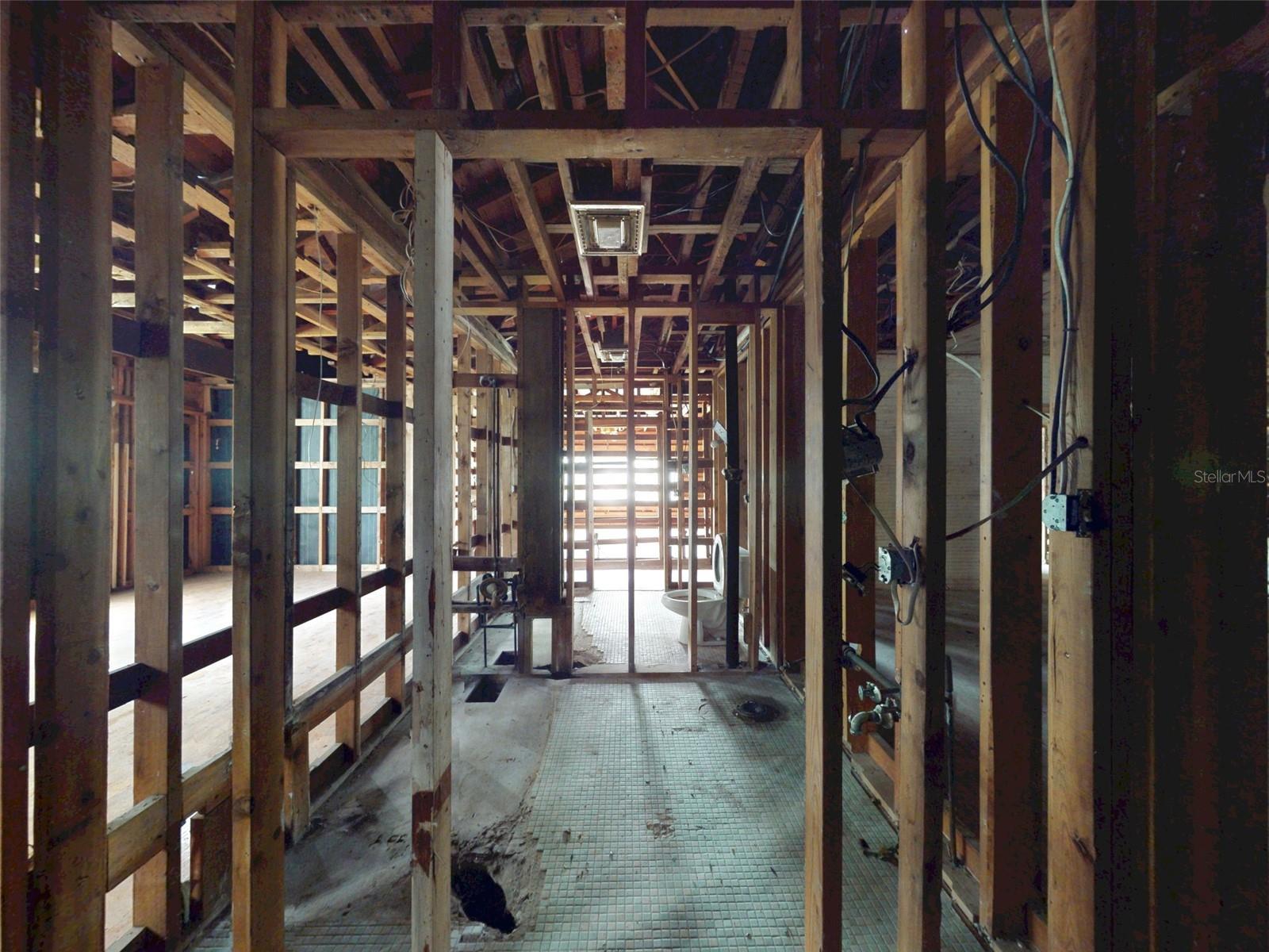 120 Railroad Ave Property Photo 19