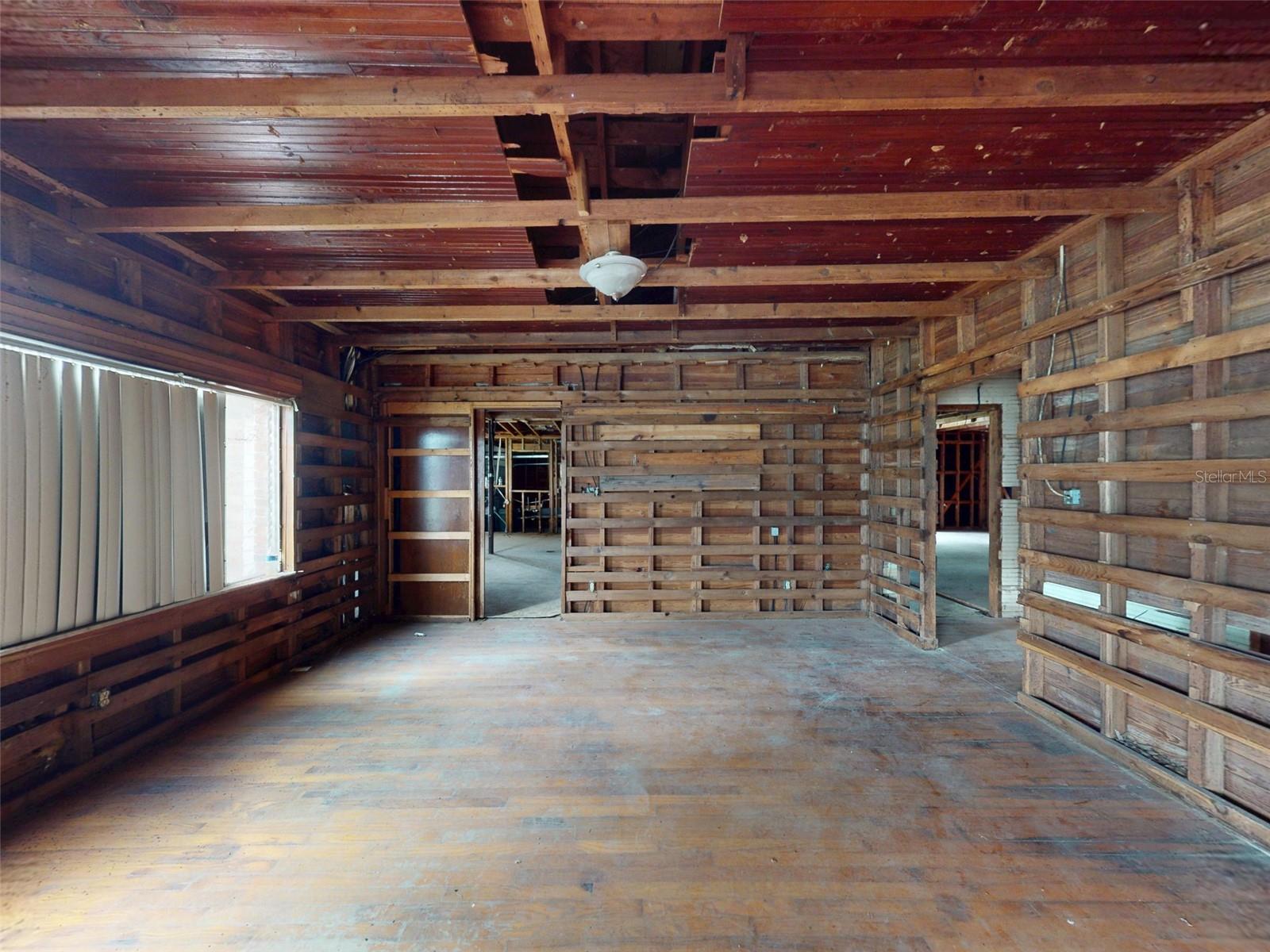 120 Railroad Ave Property Photo 31