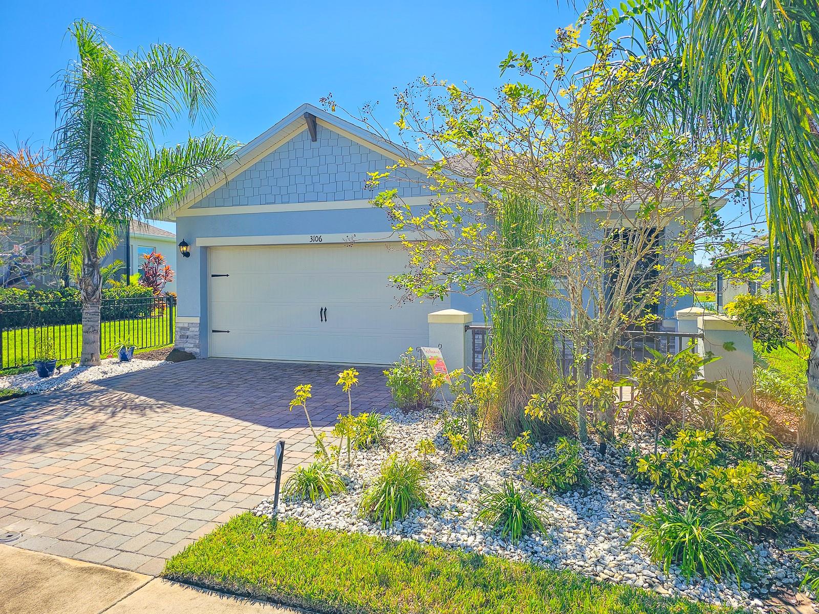 3106 Borassus Dr Property Photo 1