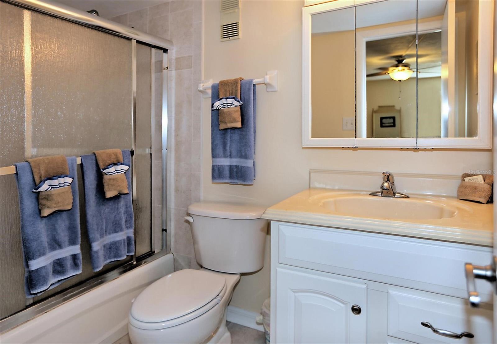 1571 S Atlantic Ave #103 Property Photo 4