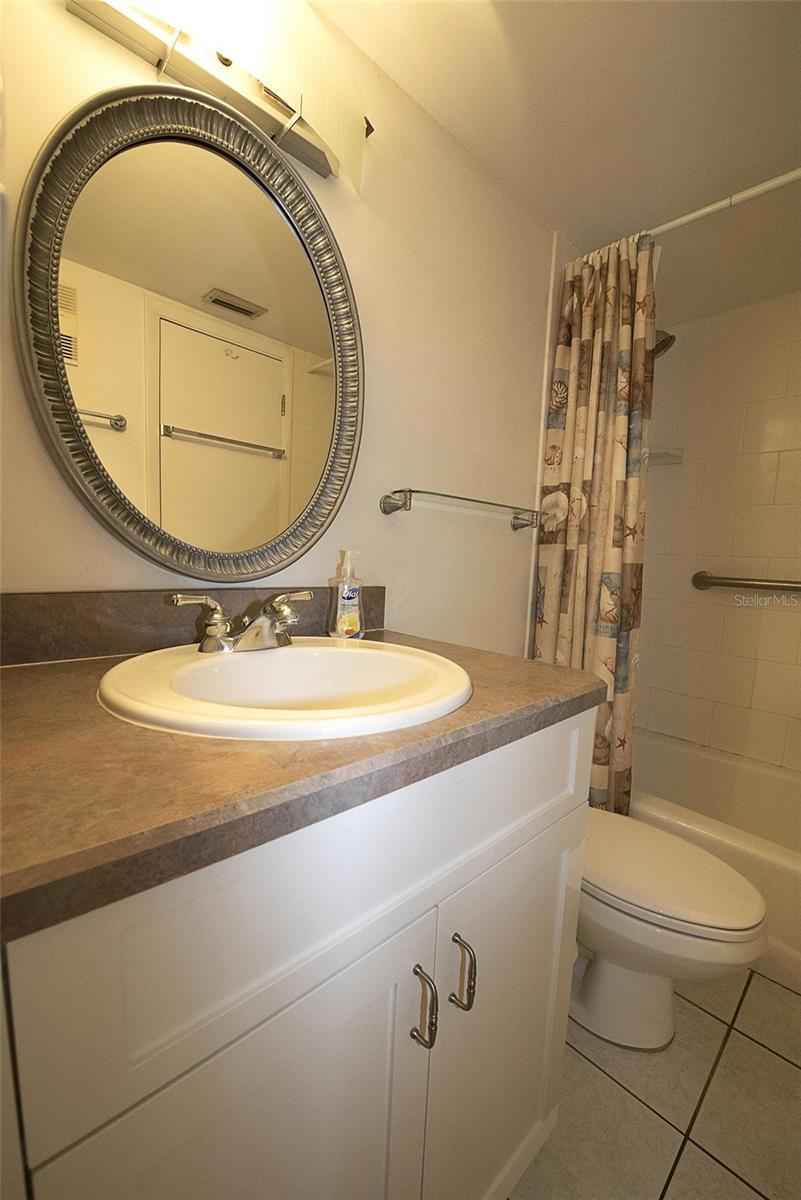 1571 S Atlantic Ave #111 Property Photo 8