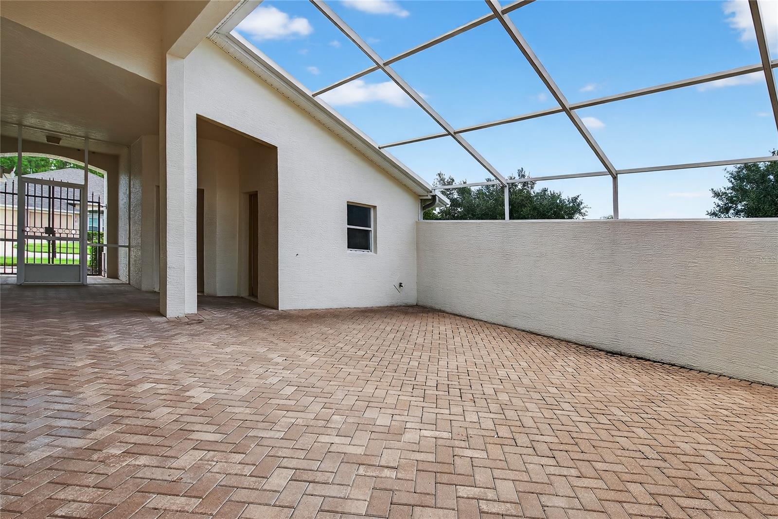 5415 Swordfern Ct Property Photo 7