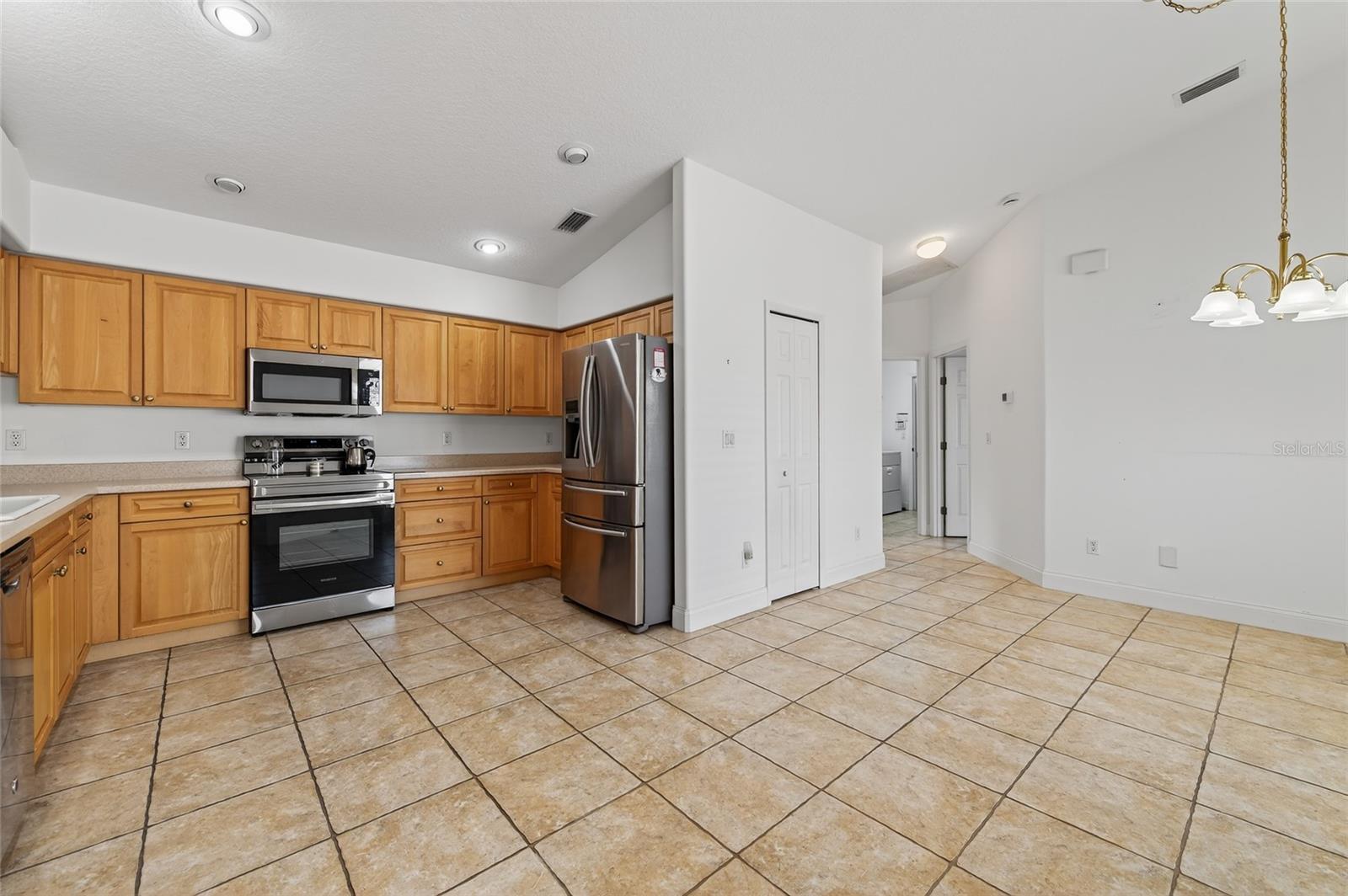 5415 Swordfern Ct Property Photo 13
