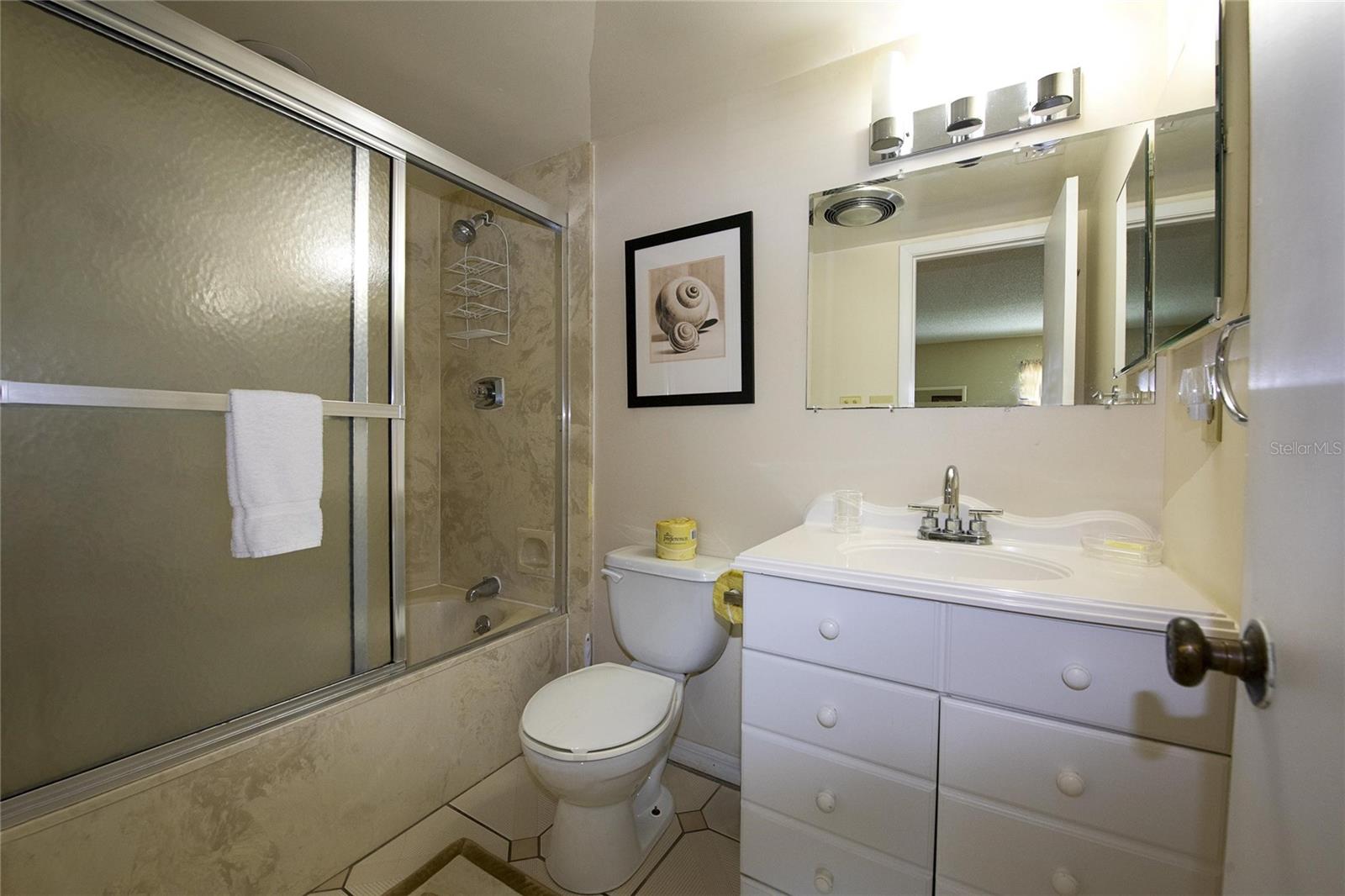 1571 S Atlantic Ave #203 Property Photo 13