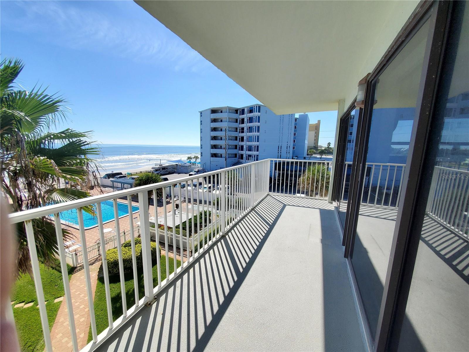 1571 S Atlantic Ave #405 Property Photo 2