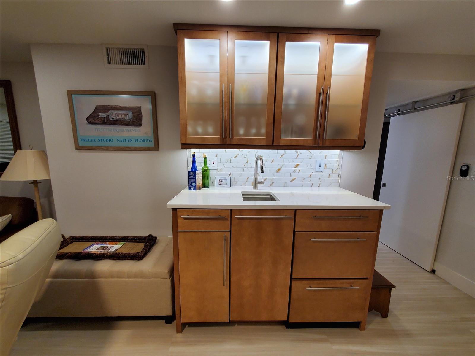 1571 S Atlantic Ave #405 Property Photo 8