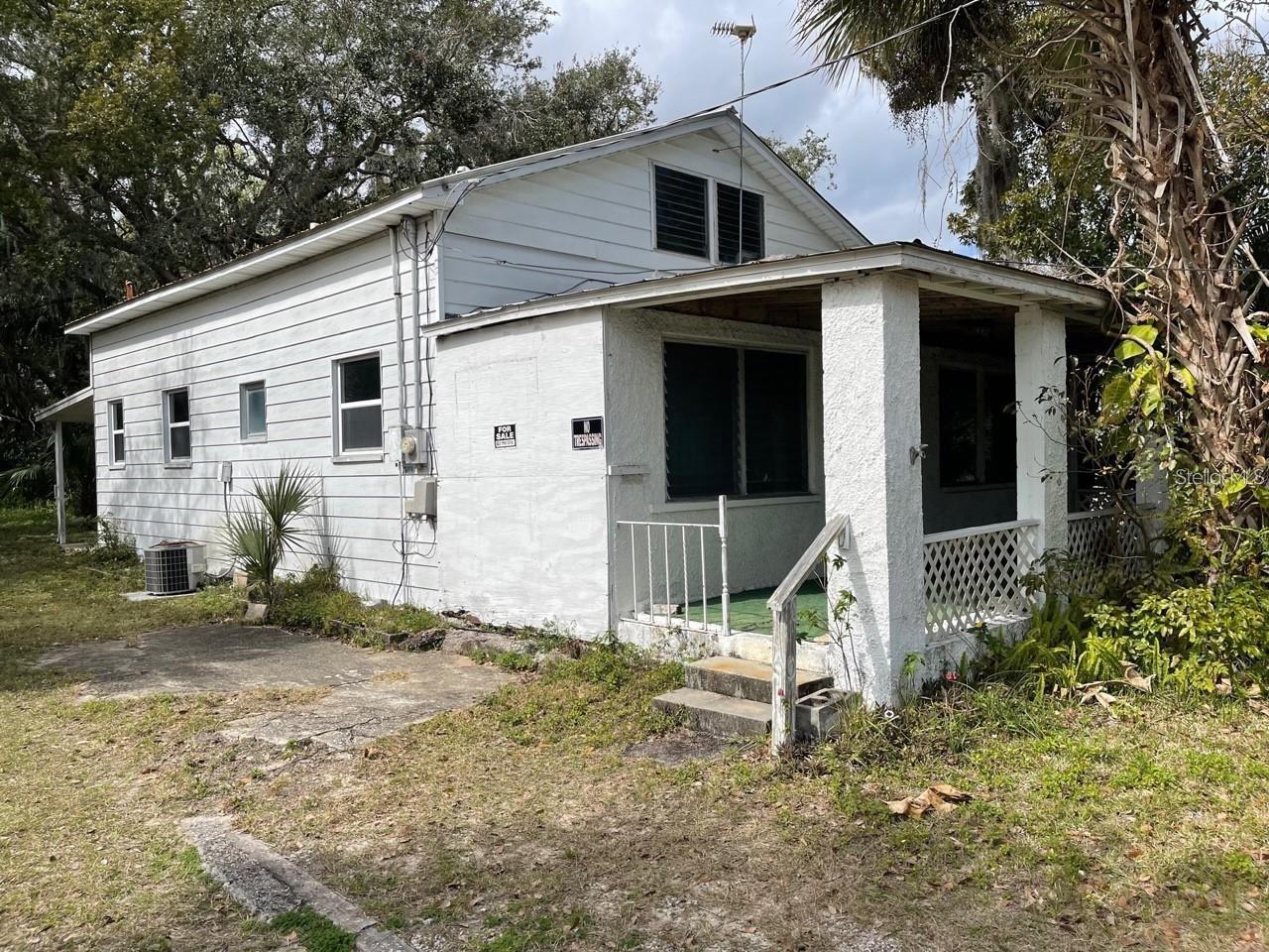 142 Park Blvd Property Photo 1