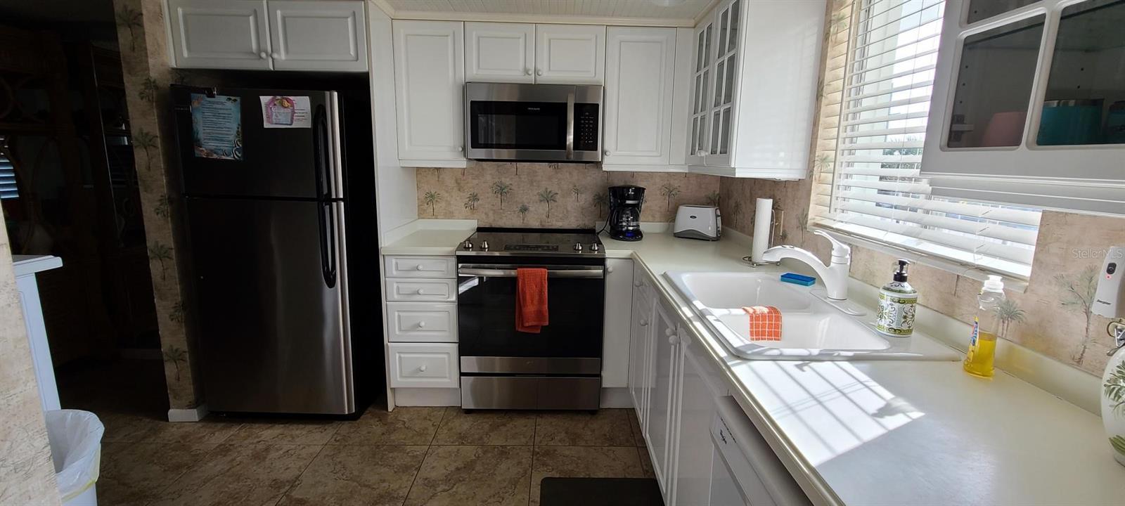 815 Ocean Shore Blvd #7a Property Photo 10
