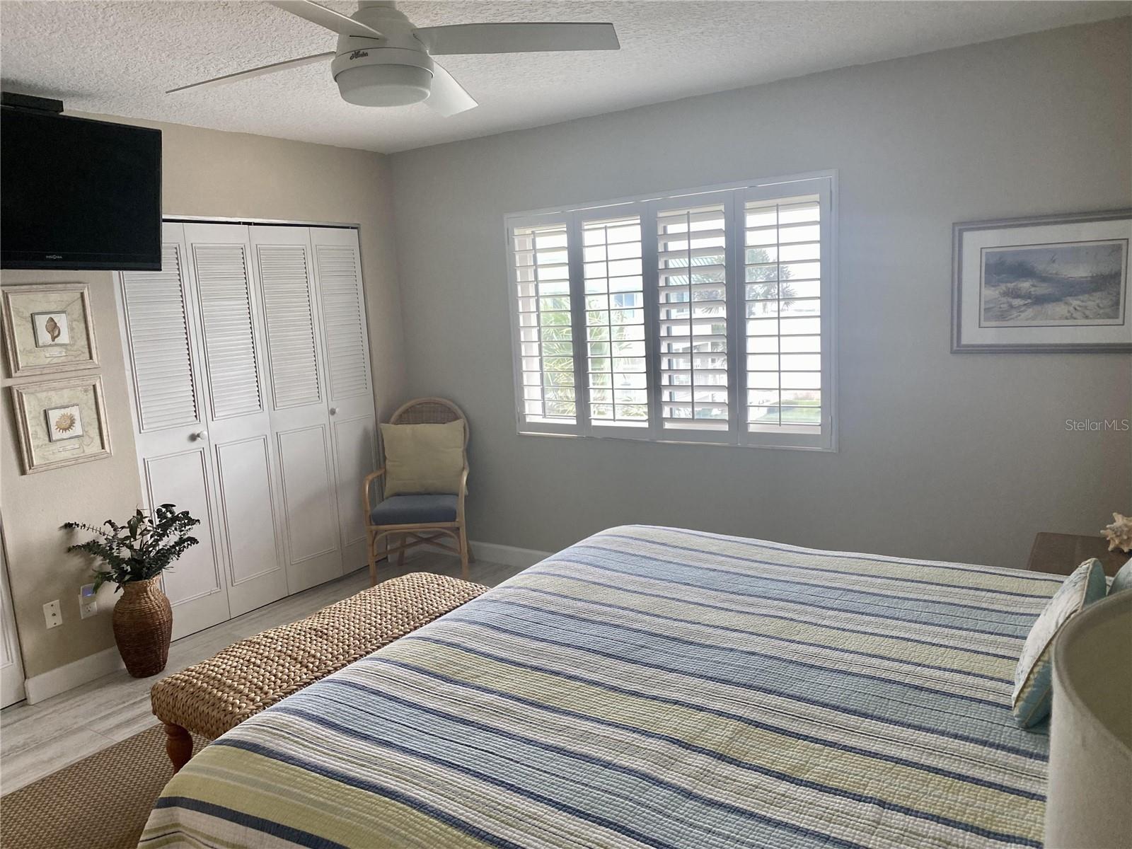 815 Ocean Shore Blvd #8a Property Photo 5