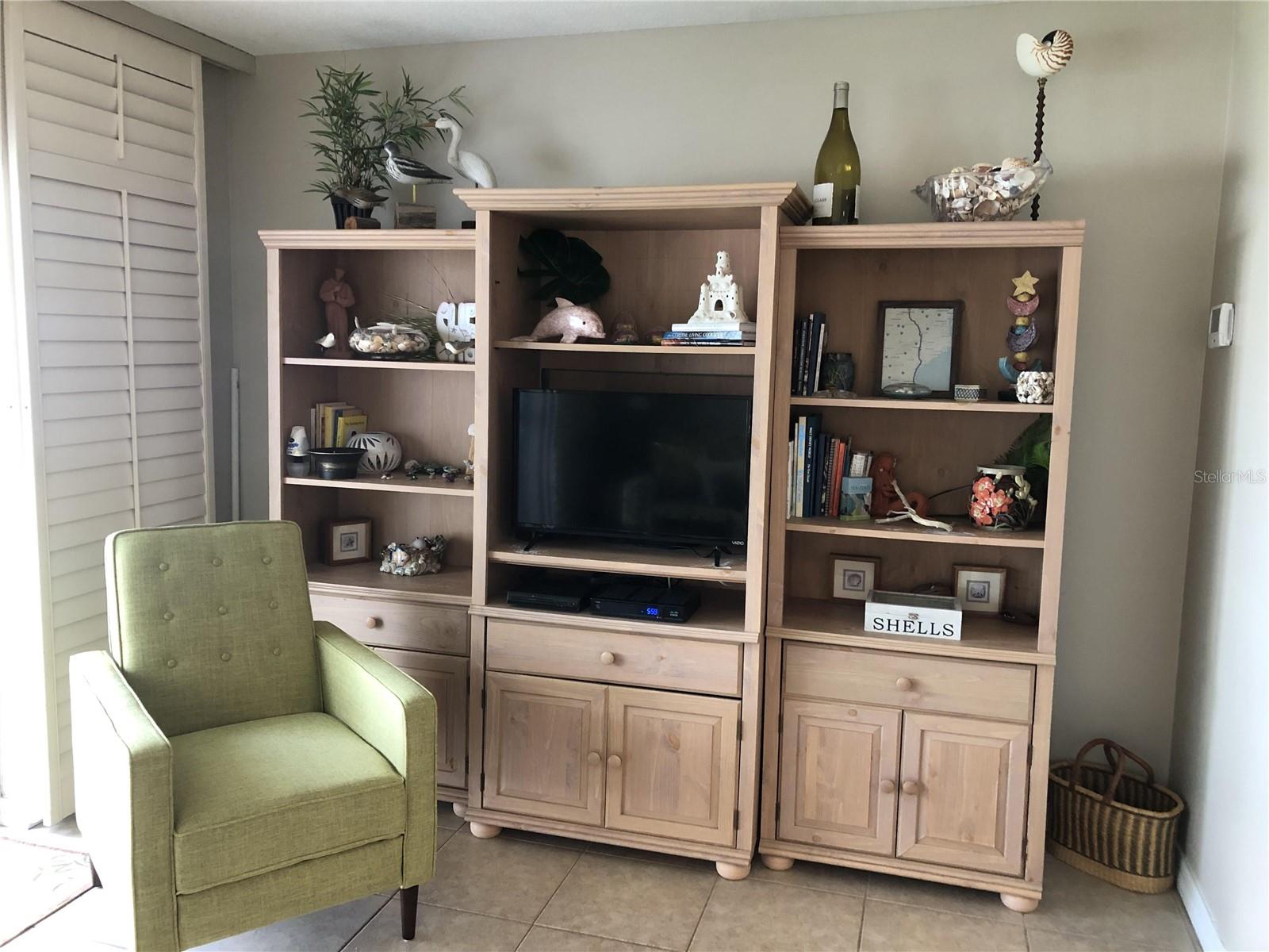815 Ocean Shore Blvd #8b Property Photo 8