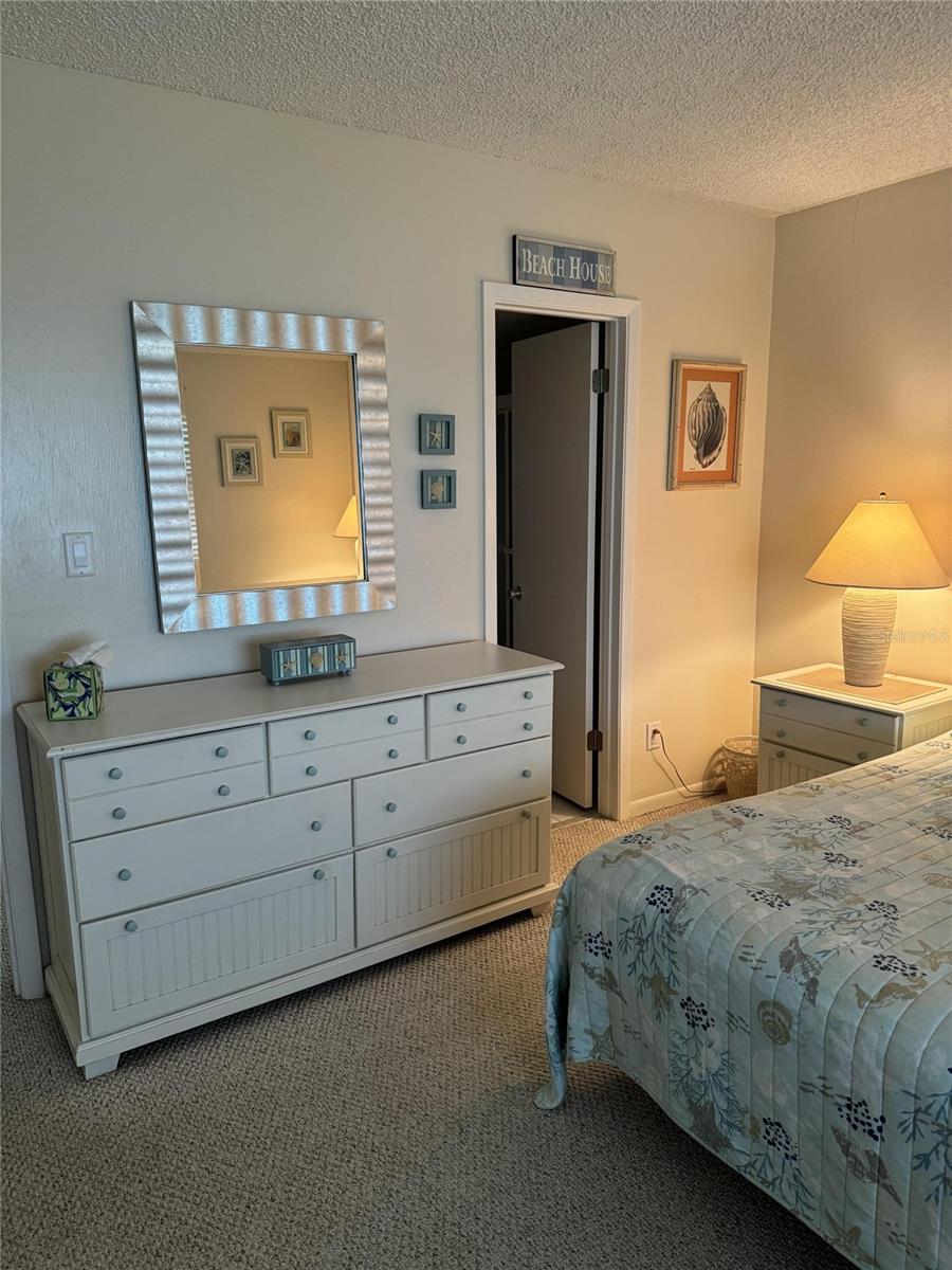 815 Ocean Shore Blvd #10b Property Photo 6