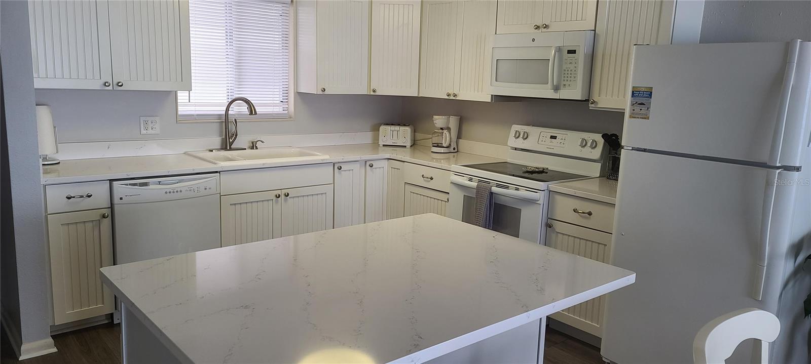 815 Ocean Shore Blvd #12b Property Photo 11