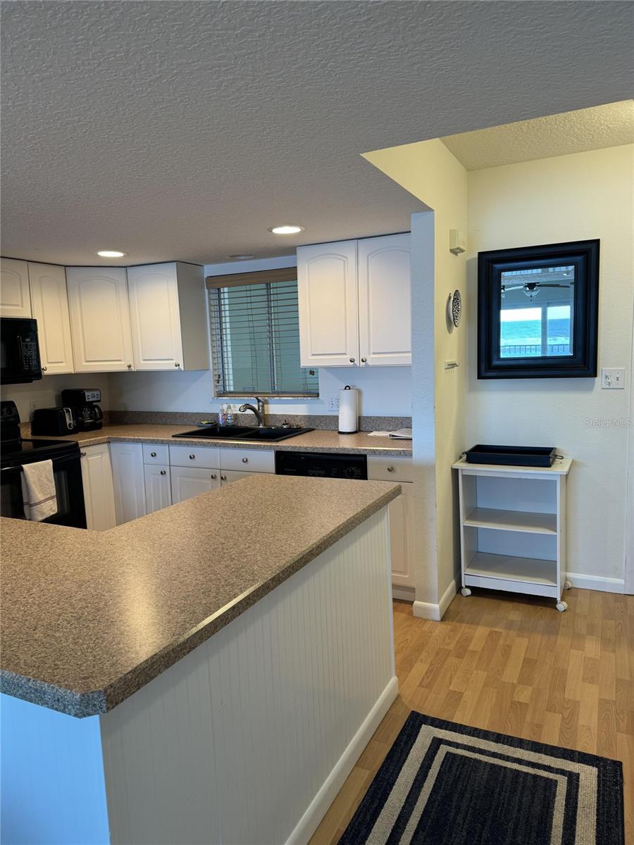815 Ocean Shore Blvd #13a Property Photo 4