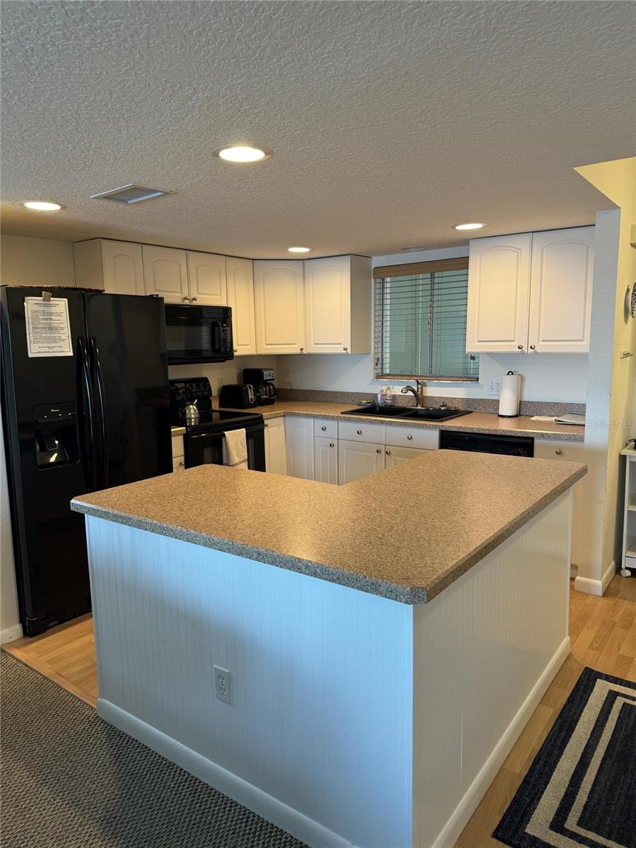 815 Ocean Shore Blvd #13a Property Photo 8