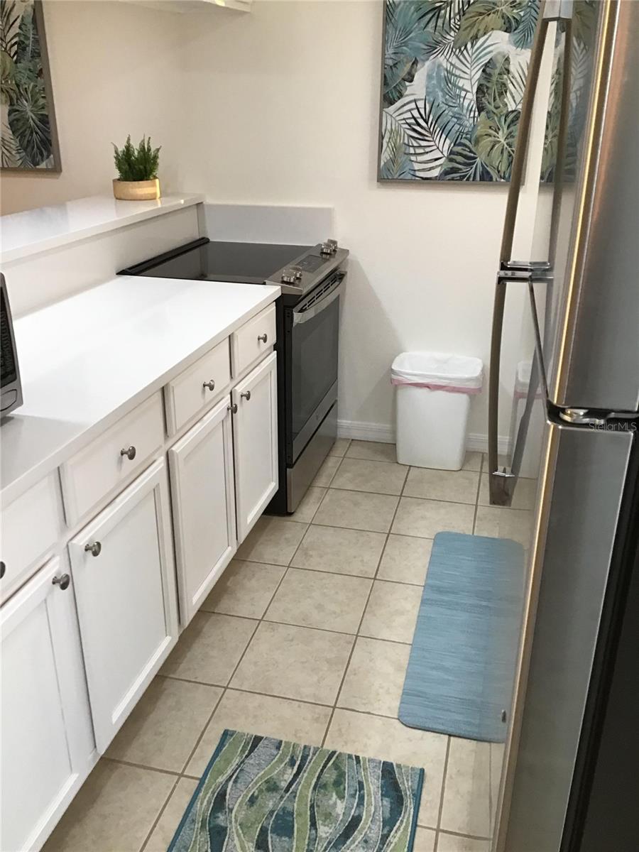 4849 Saxon Dr #c105 Property Photo 5