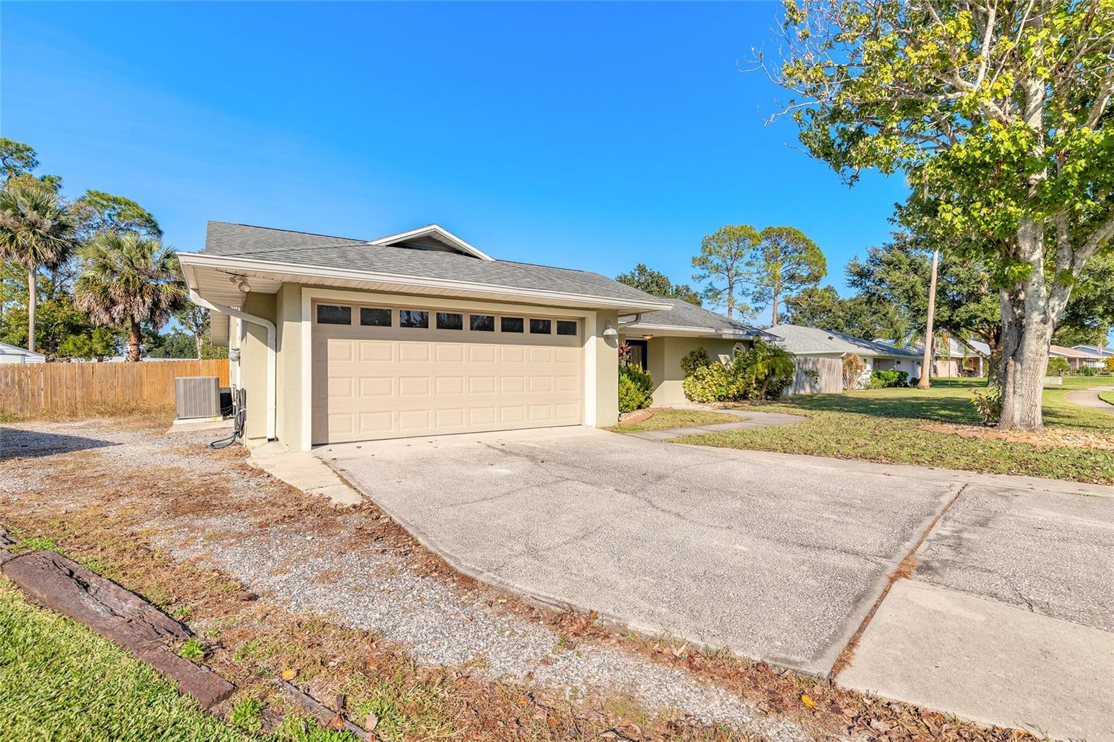 1105 Donnell Dr Property Photo 2