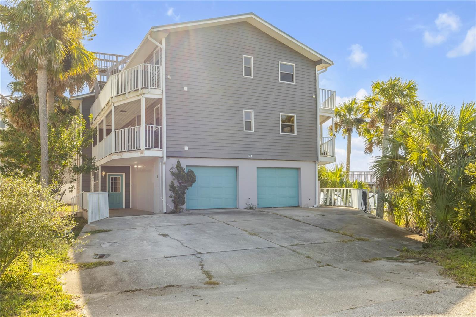 824 Eel Ave Property Photo 2