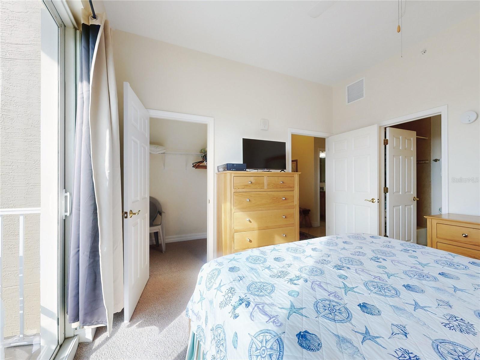 1705 S Atlantic Ave #804 Property Photo 17
