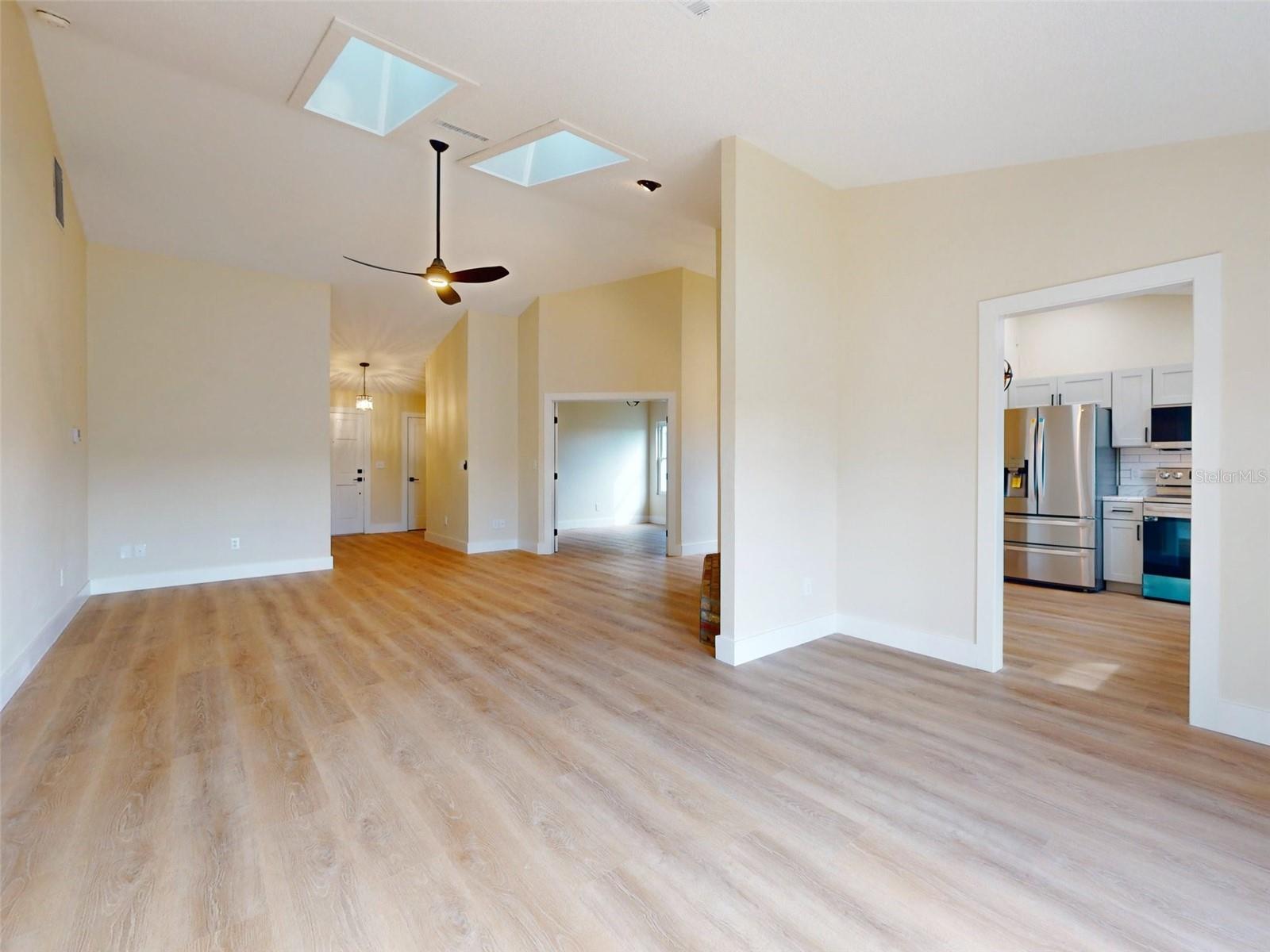 804 Soft Pine Ct Property Photo 12