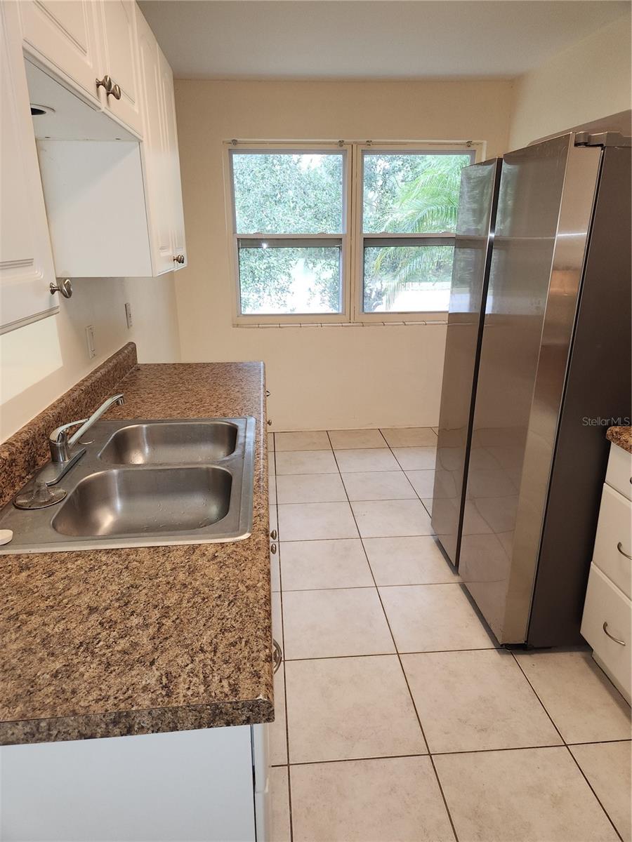 486 Oak St Property Photo 16