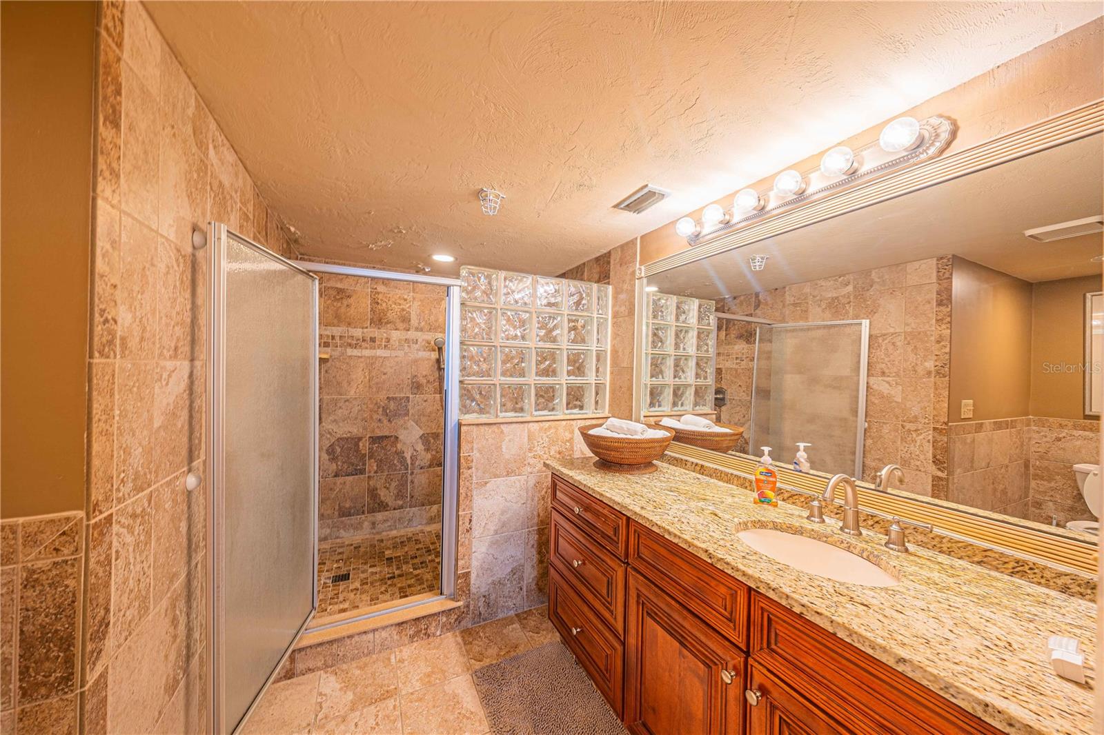 3855 S Atlantic Ave #1004 Property Photo 19