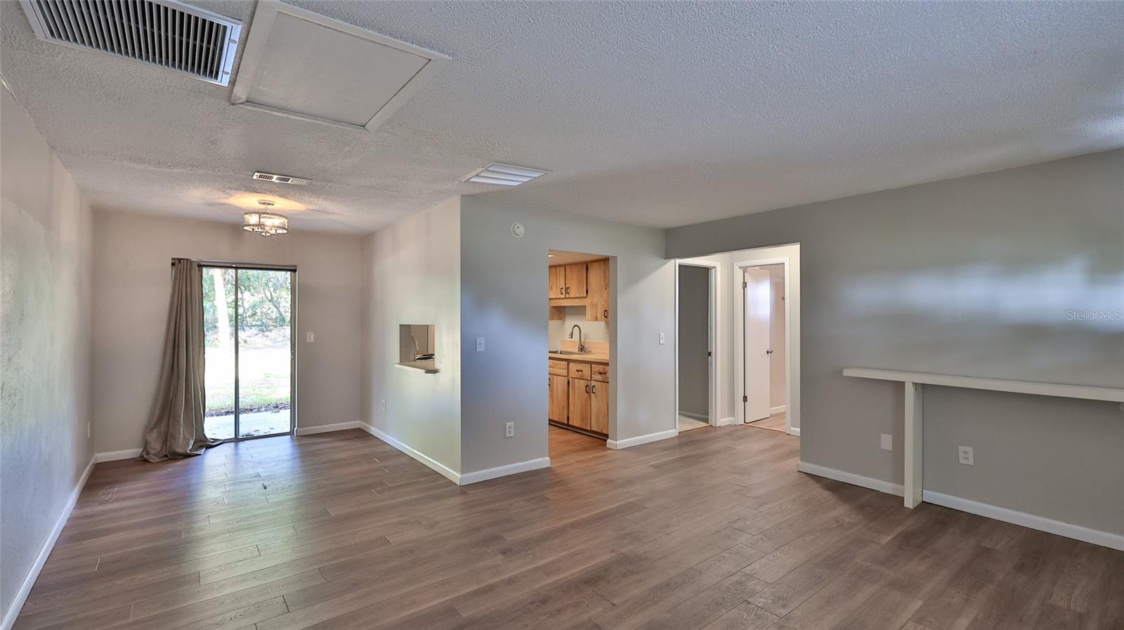 1802 N Fern Palm Dr Property Photo 20