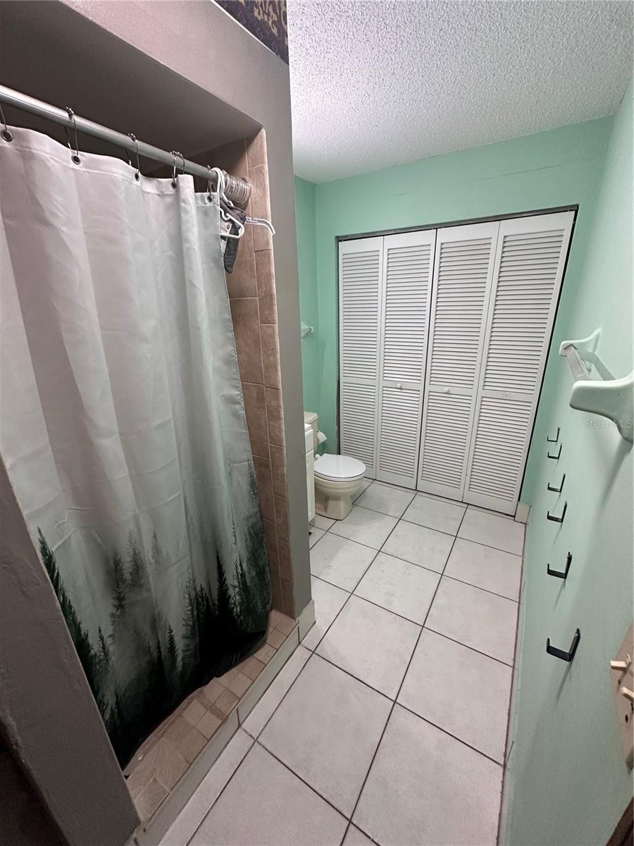 2016 Oak Meadow Cir Property Photo 24