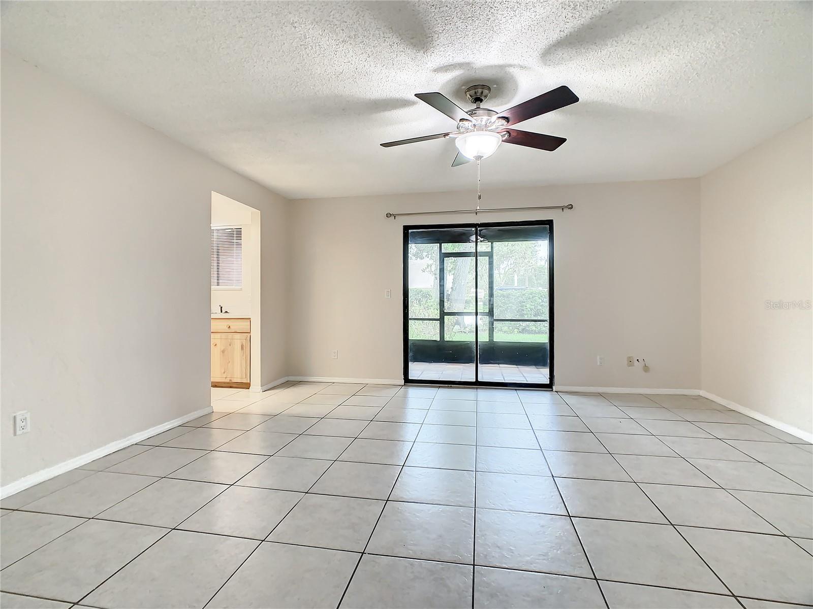 232 N Ridgewood Ave #g41 Property Photo 3