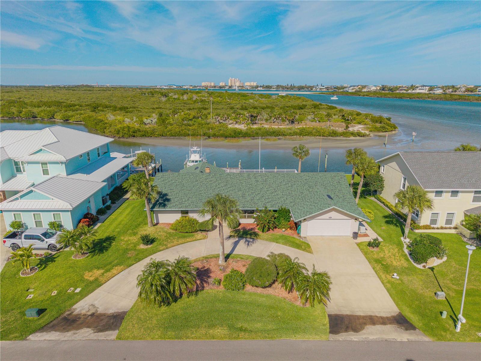 422 Quay Assisi Property Photo 2