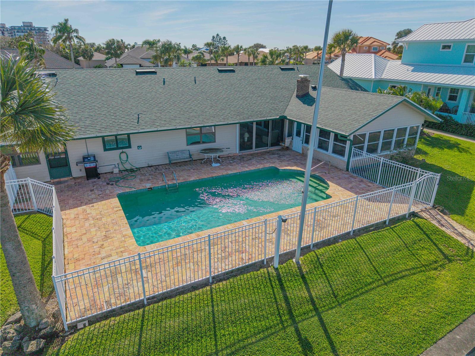 422 Quay Assisi Property Photo 22