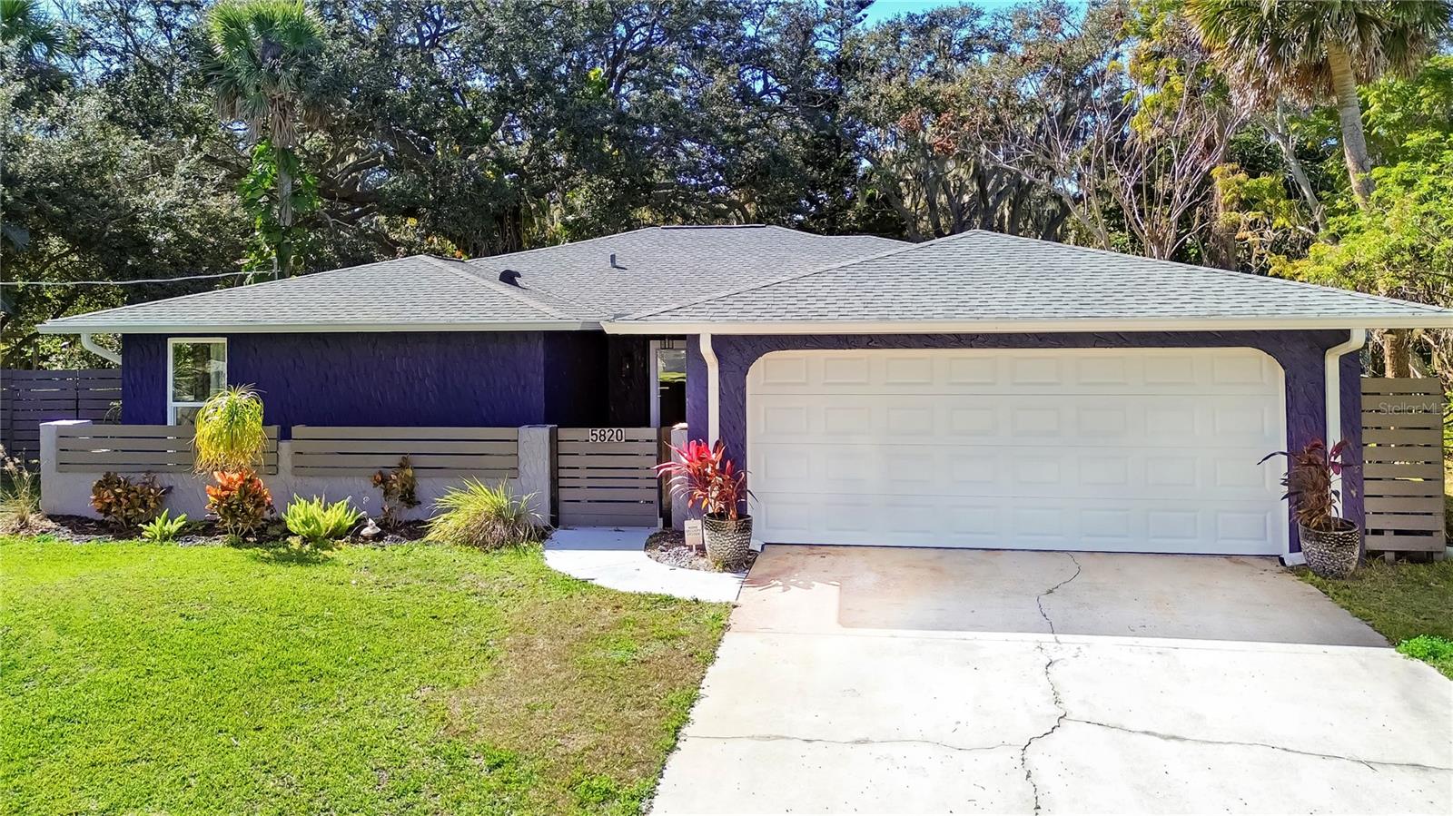 5820 Riverside Dr Property Photo 2