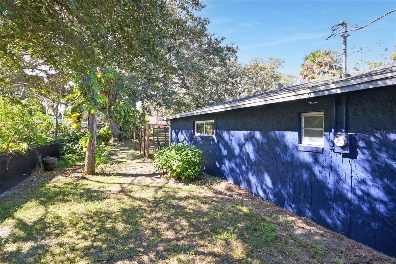 5820 Riverside Dr Property Photo 39