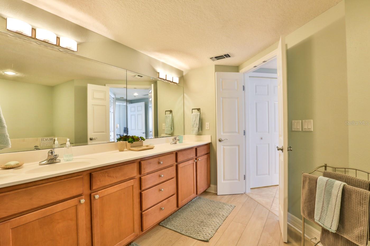 711 S Atlantic Ave #603 Property Photo 16