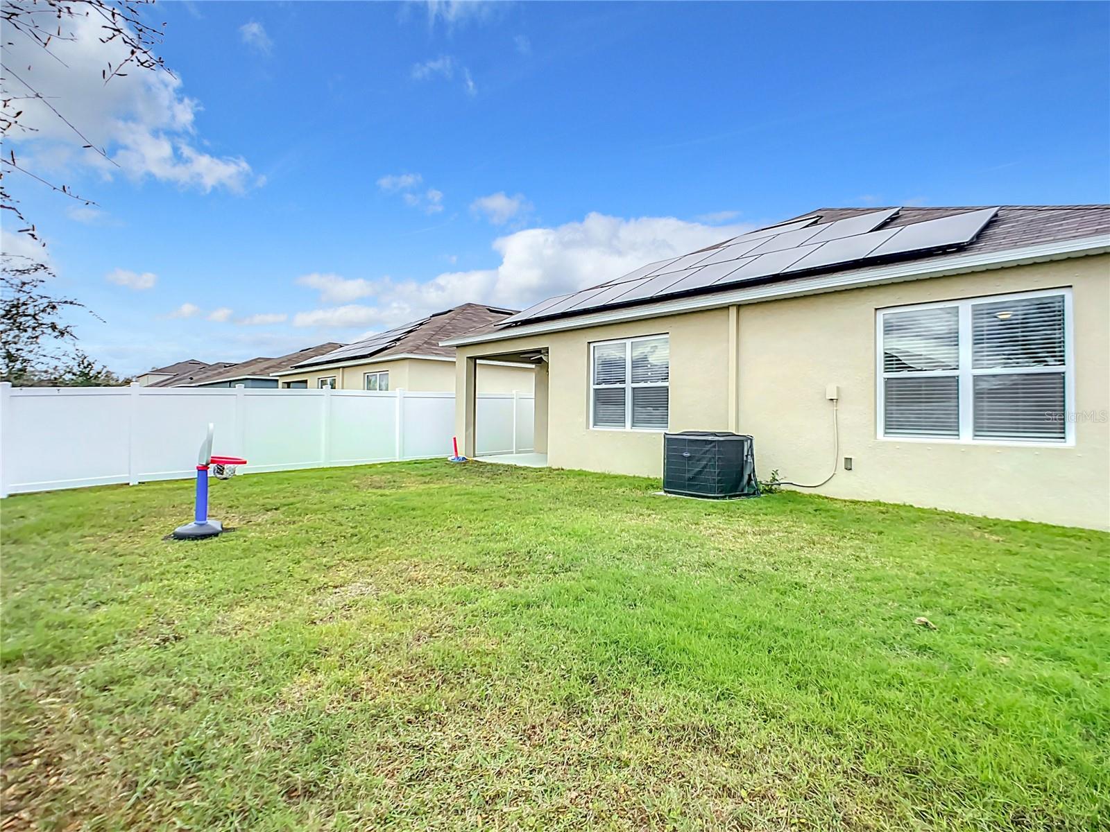 2607 Elmbrooke Way Property Photo 20